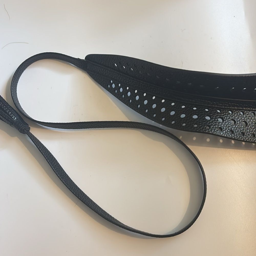 BCBGMaxAzria Tassel  front structural belt in Black Size M/ L - Pristine - Picture 5 of 7